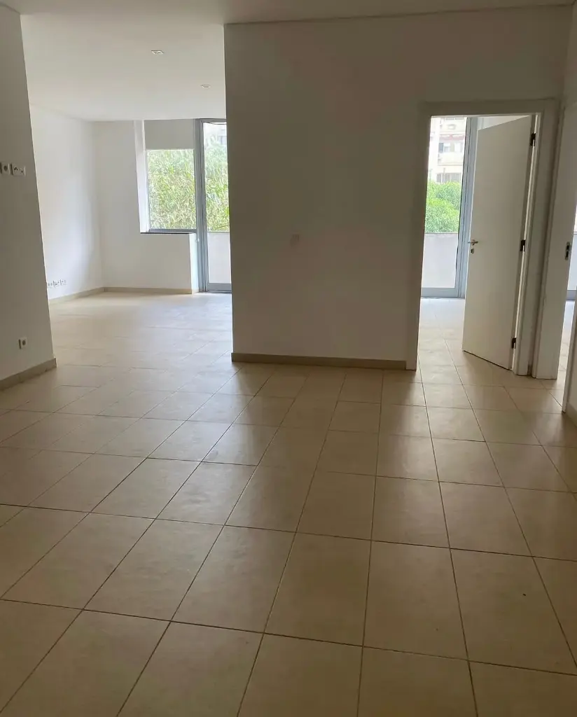 Apartamento T2 Frontal 2ª-24